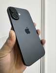 iPhone 16.