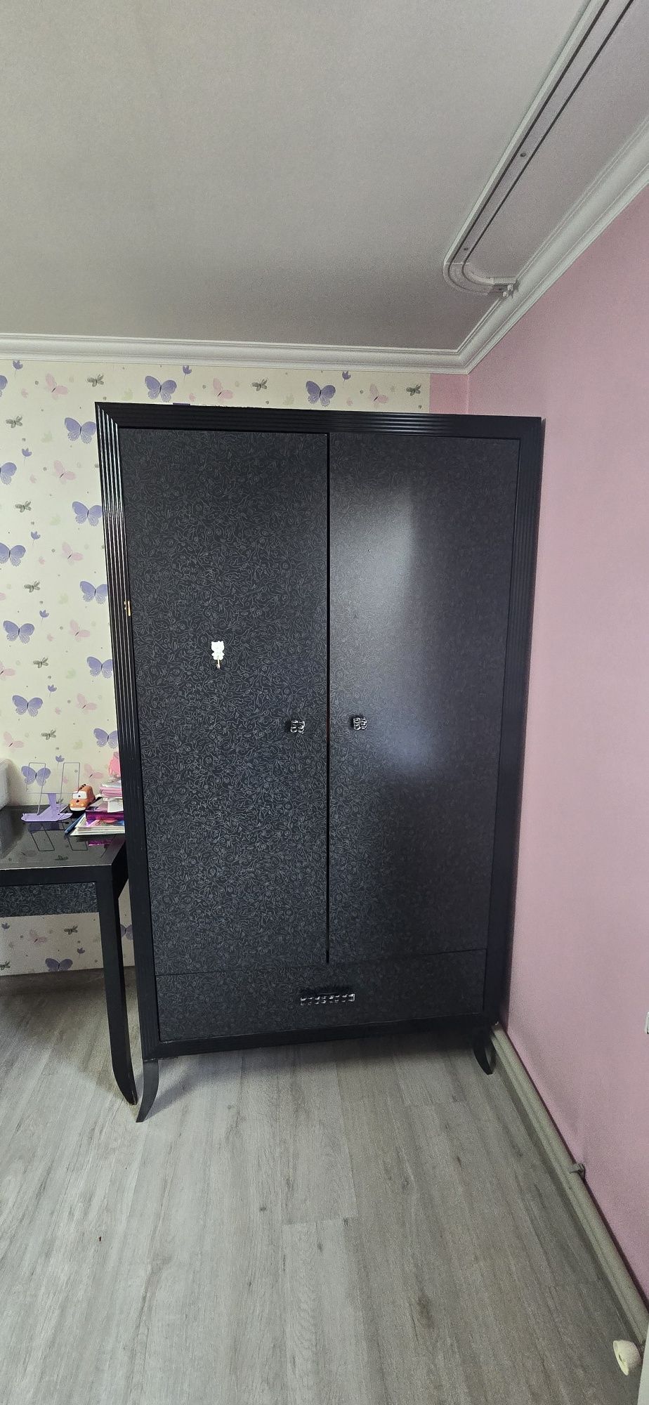 Продам спальный гарнитур