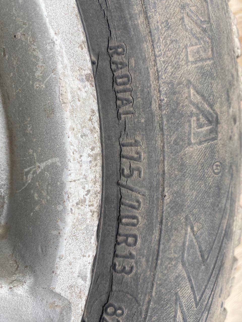 Продам зимние колеса титанки все 4 R13