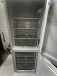 Продаётся холодильник Indesit