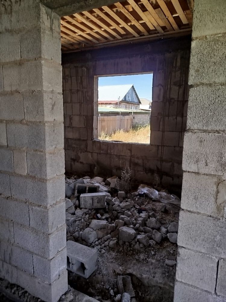 Продам дом в черновом варианте