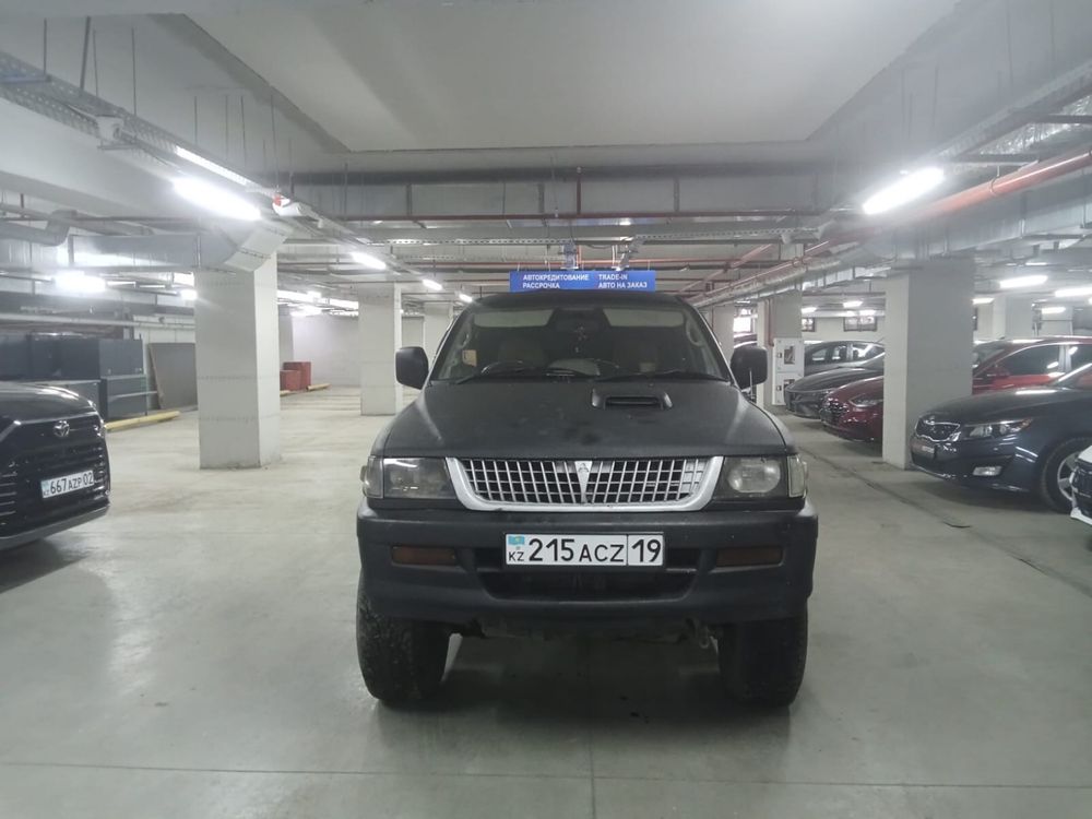 Продам Mitsubishi Challennger