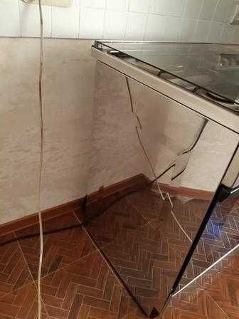 Продам комбинированную газовую плиту фирмы "АРДО"