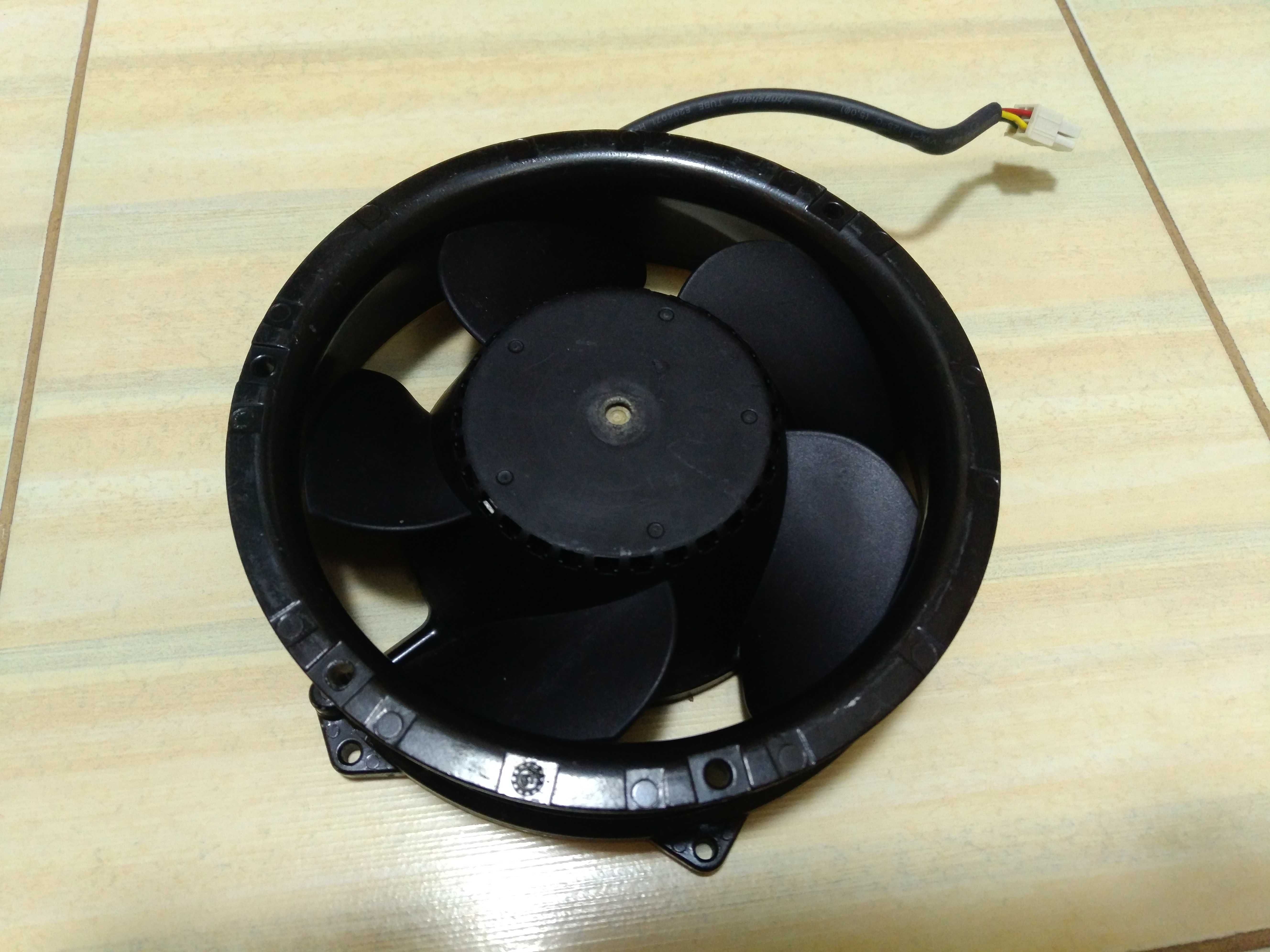 Вентилятор Ebmpapst 9V-24V 1,7A 172x172х51, 540 кубов/ч