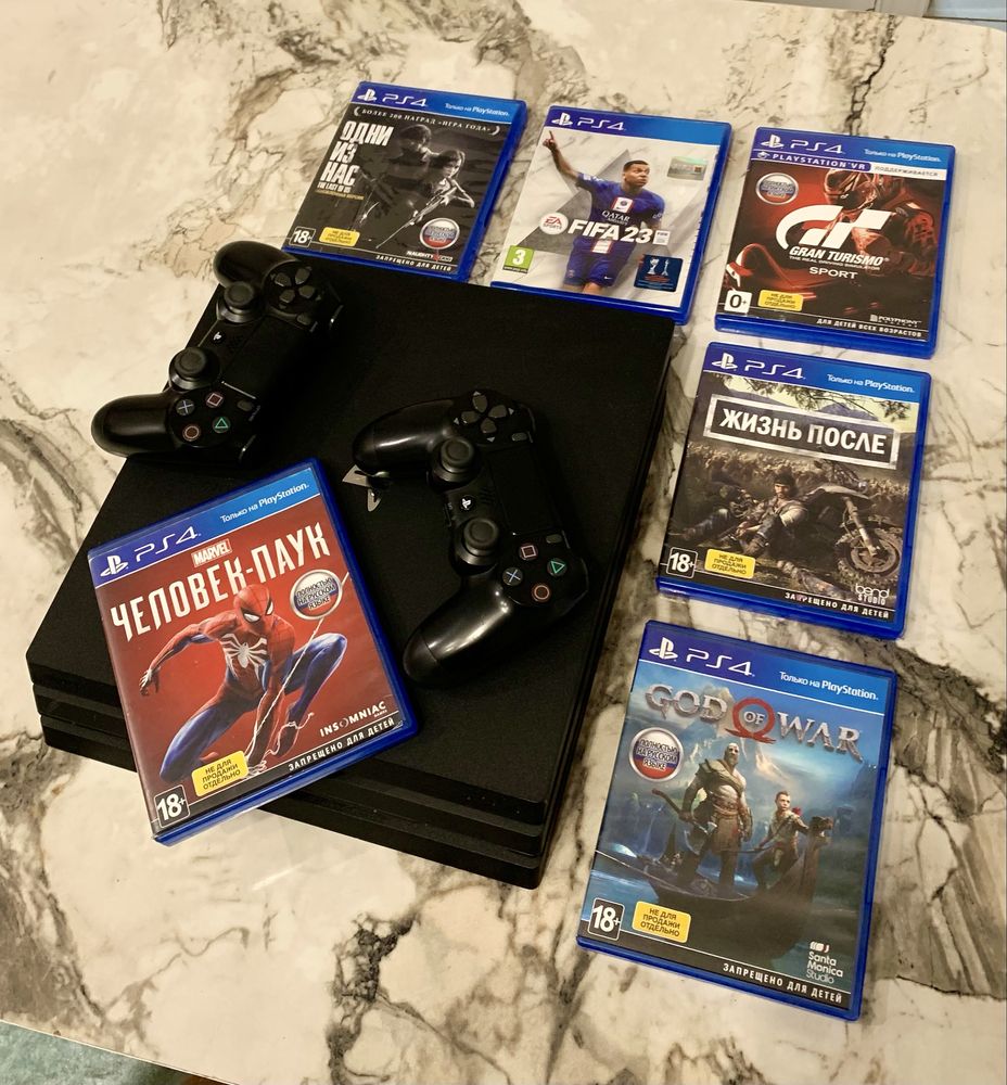 Продам PlayStation 4 Pro просто в идеальном состояний!