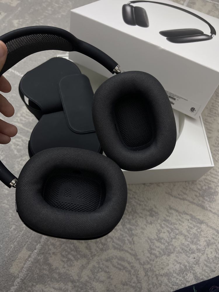 Airpods Max Space Gray