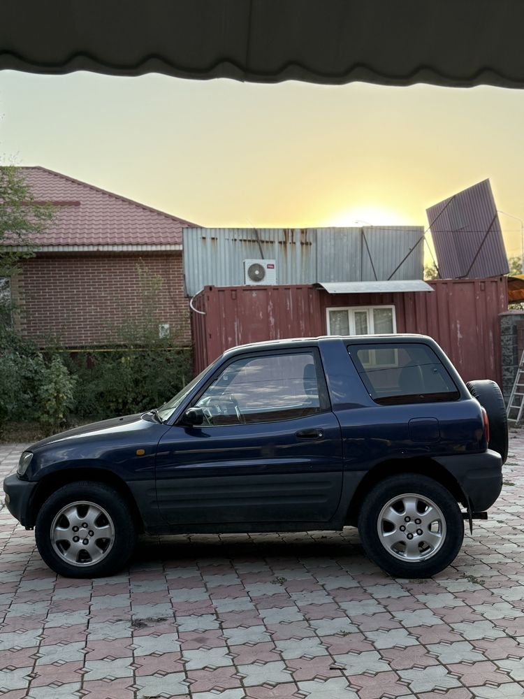 Toyota rav4 2.0 объем в хорошем состоянии