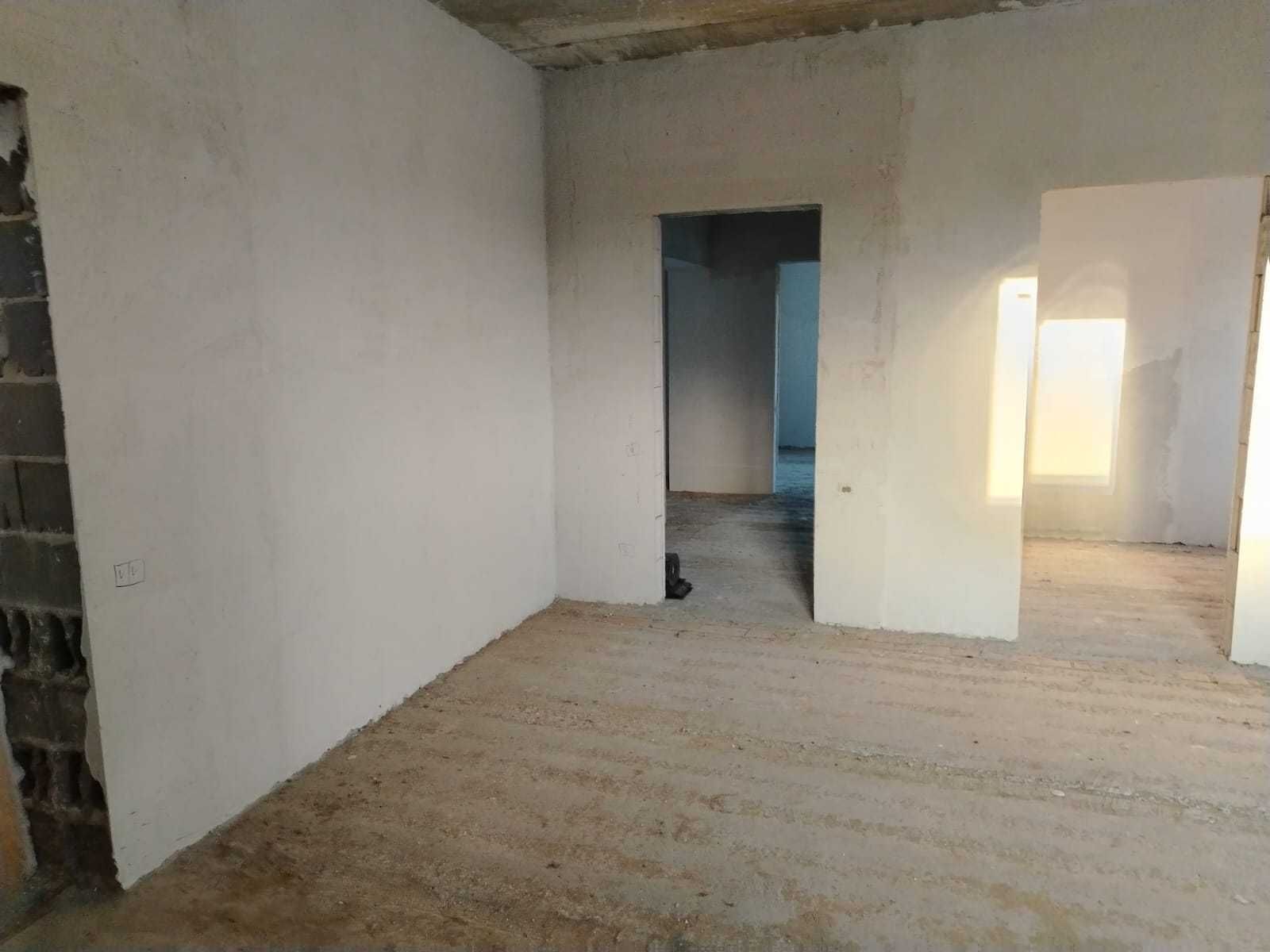 Продам коттедж 3 уровня в п. Мичурина