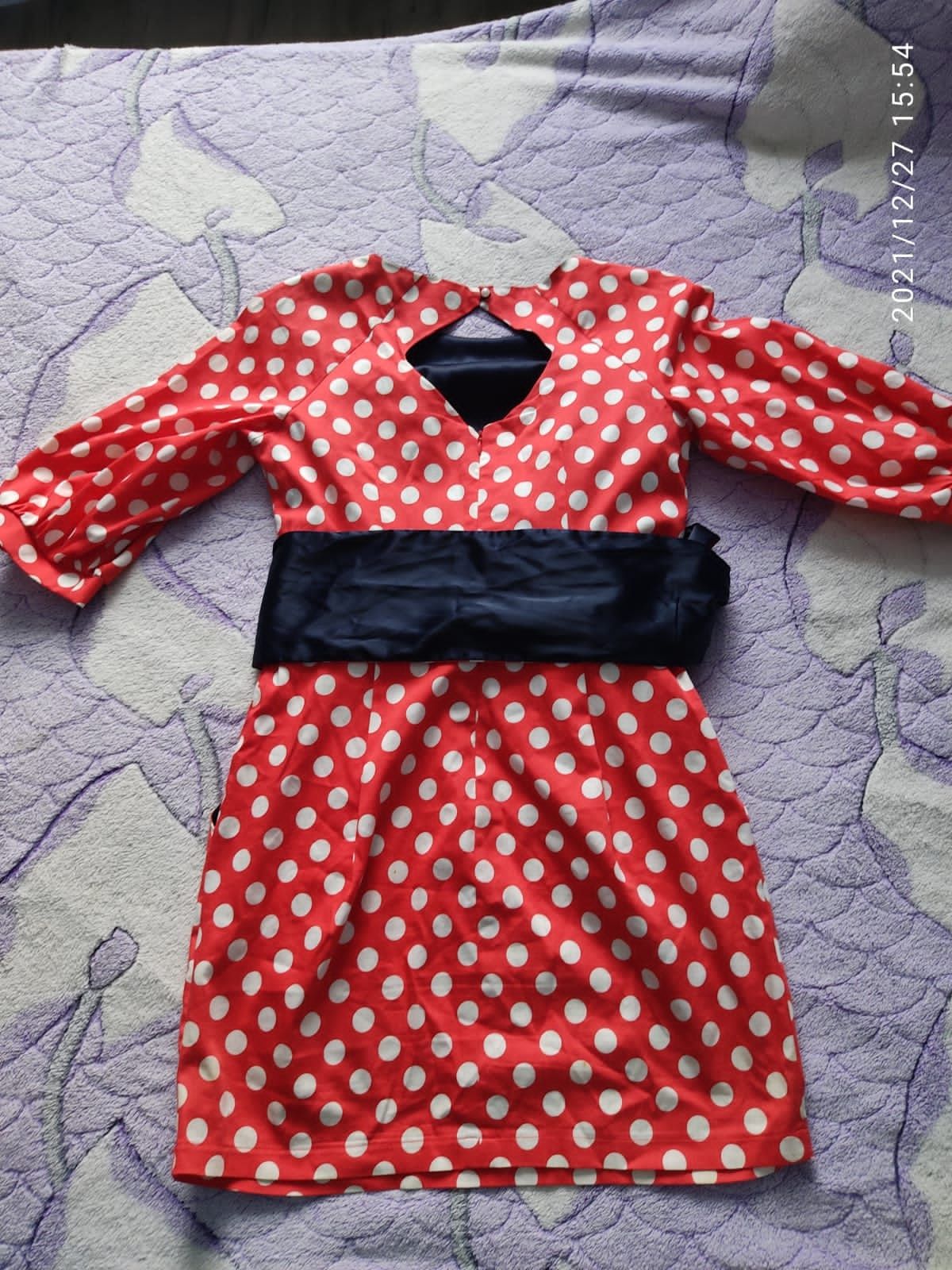 Продам платья женские