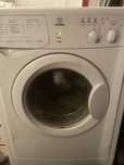 машинка indesit узкая