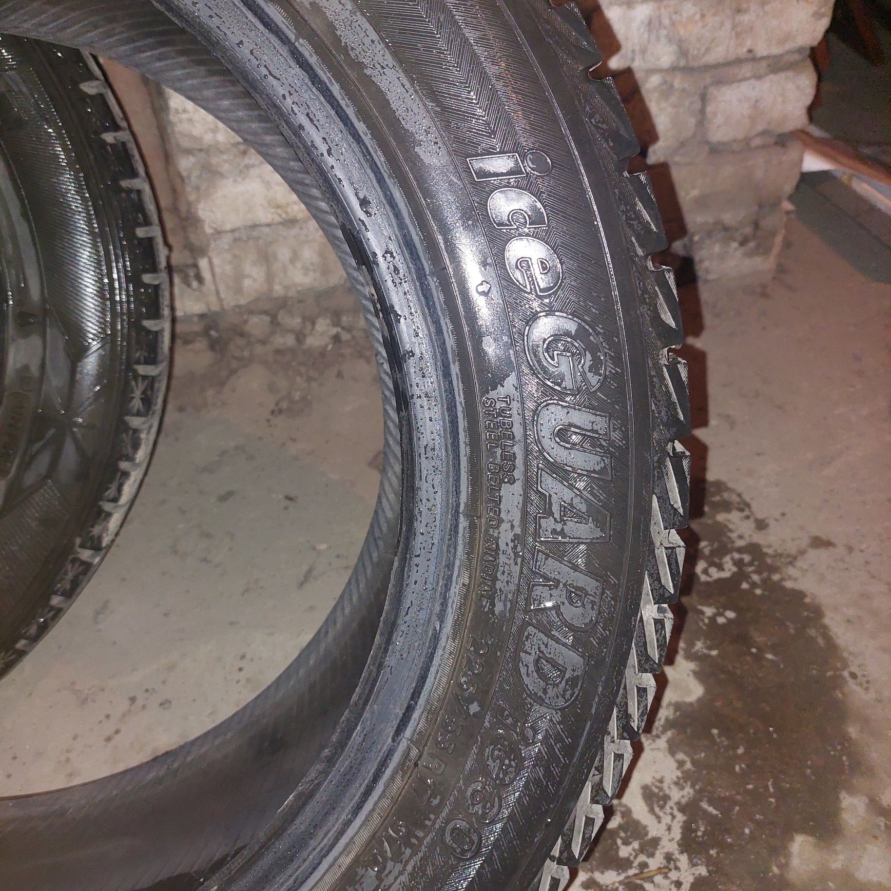 Шины 225,17,55
Goodyear 40% износ 
Yokohama 10 % износ 
110 тыс