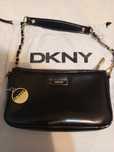 Кожаная сумочка DKNY (оригинал)