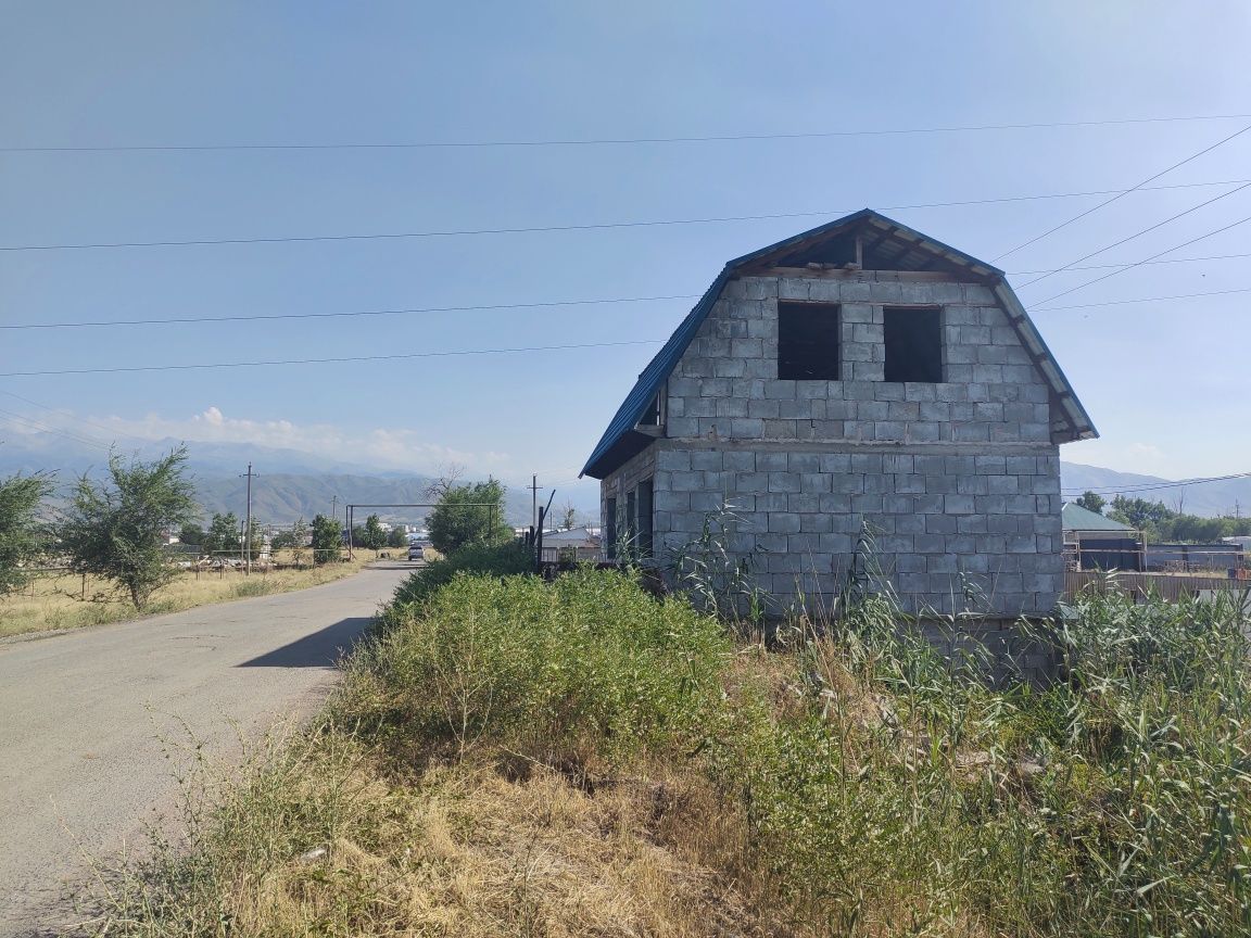 Тез арада үй сатылады