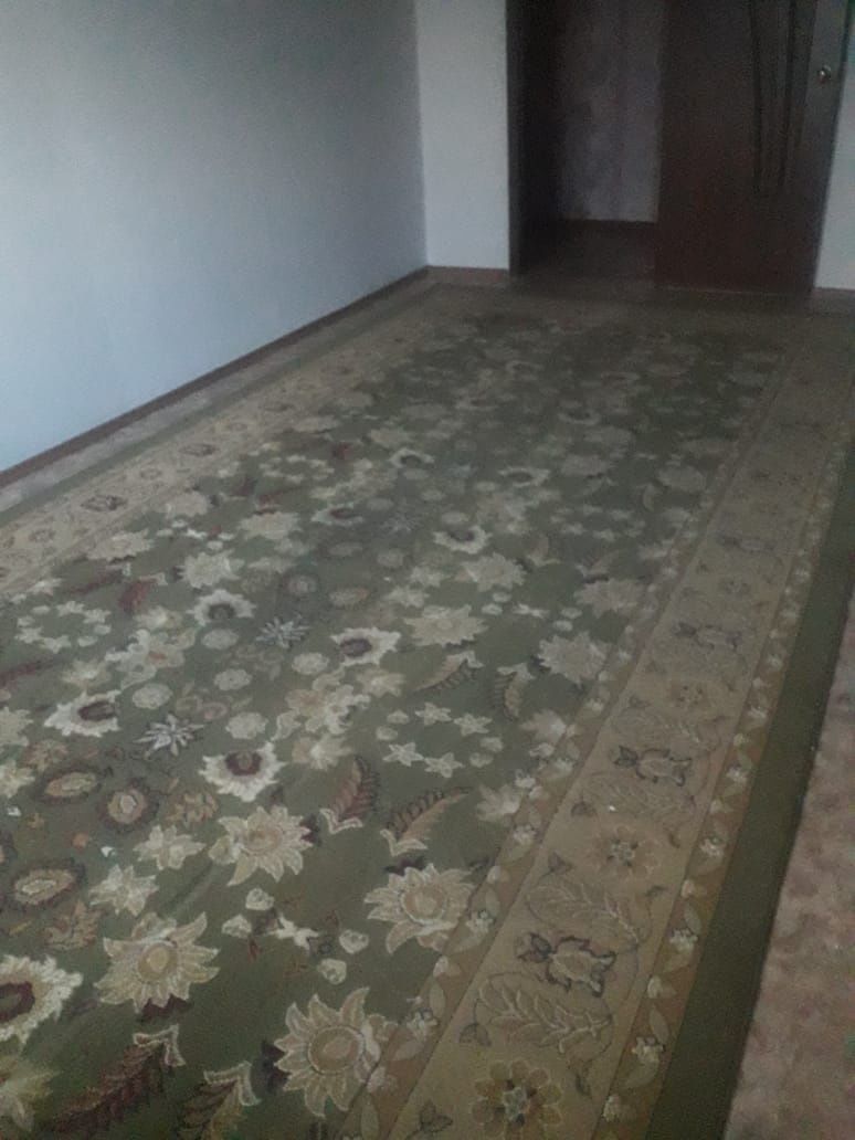 Продам палас б/у в хорошем состоянии