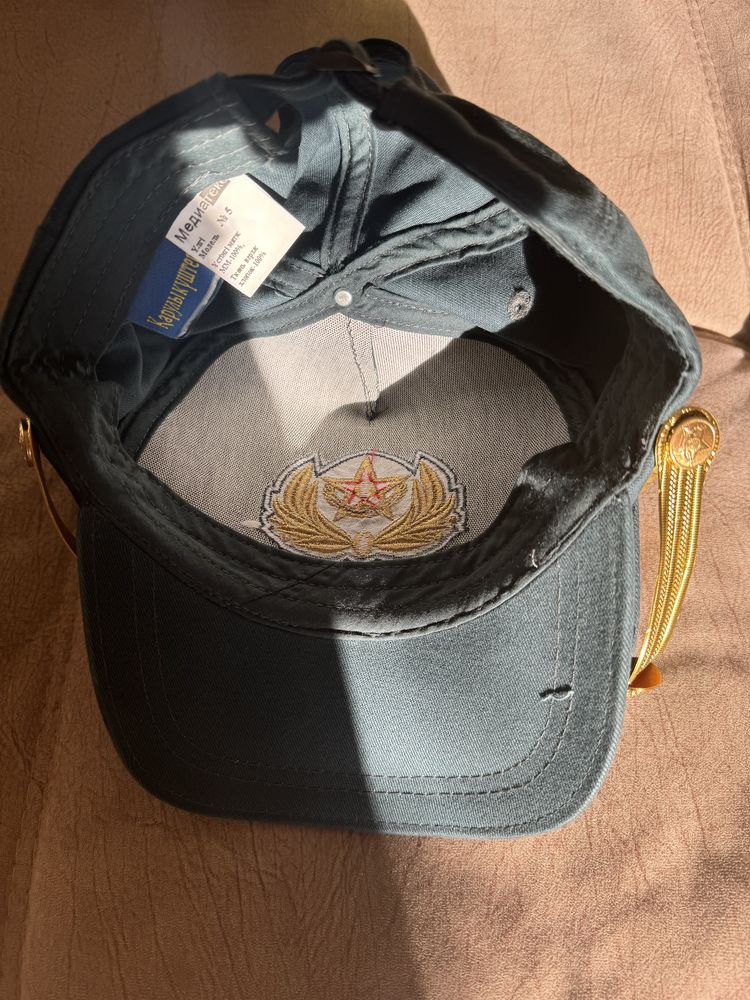 Продам военные фуражки, шапки
