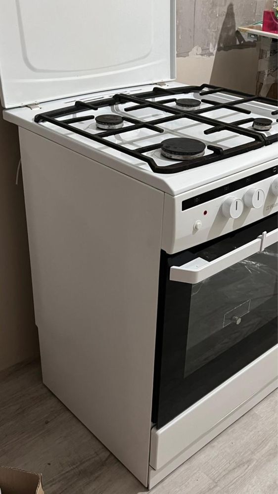 Плита газовая Hansa FCGW63020G