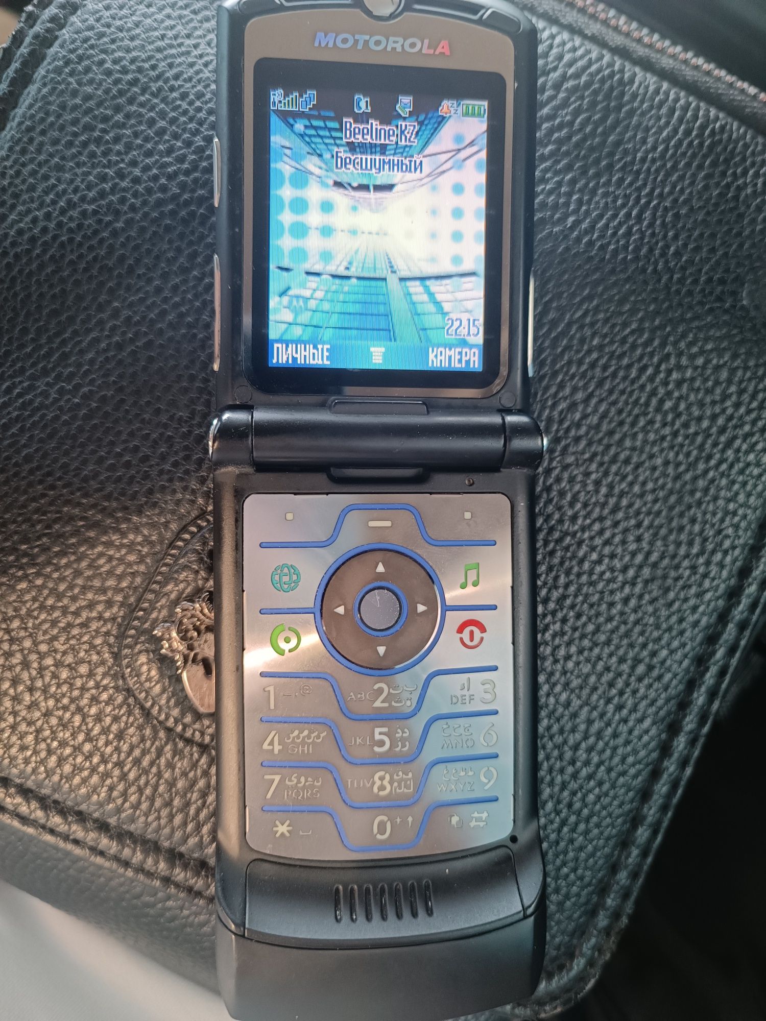 Моторола В3 Motorola V3