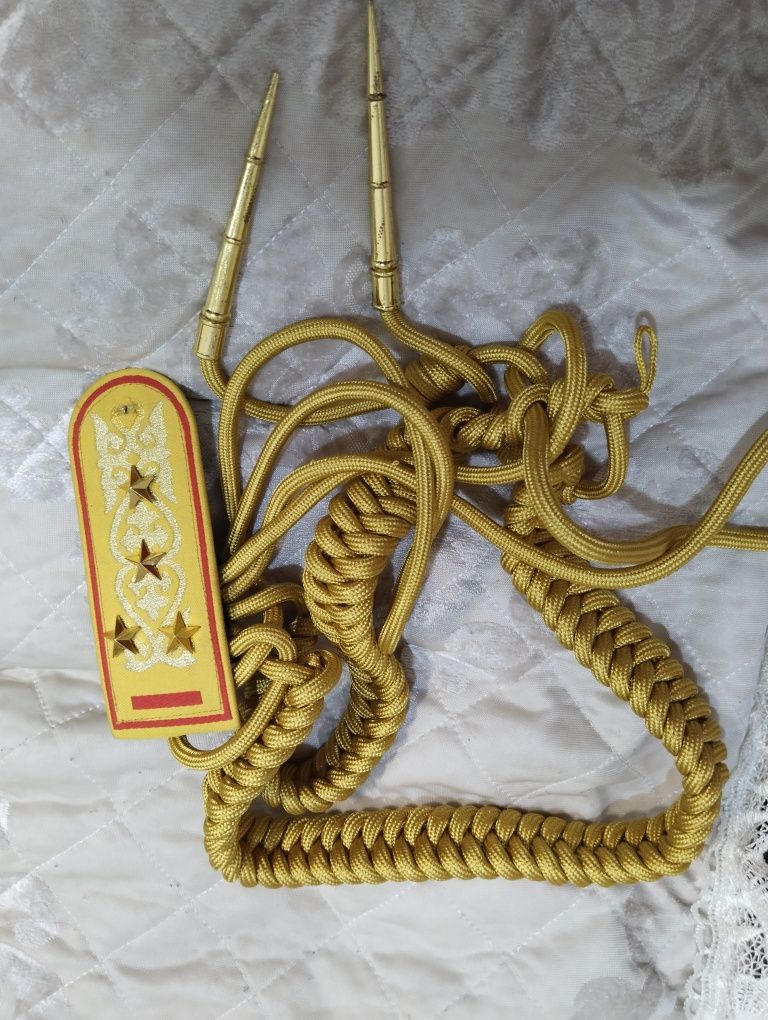 Военная одежда н