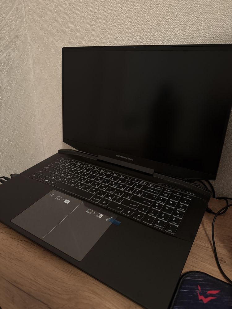 Ноутбук Dream Machines i7-12700, RTX 3050Ti