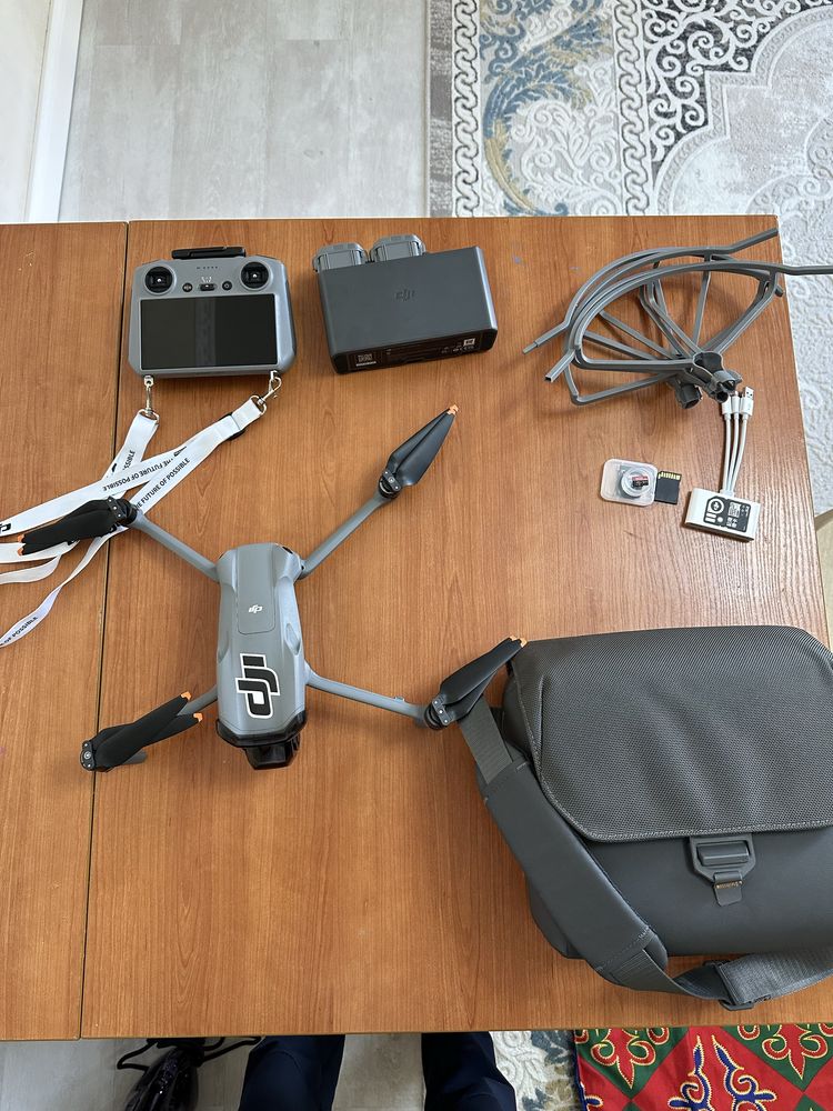 Dji air 3 combo