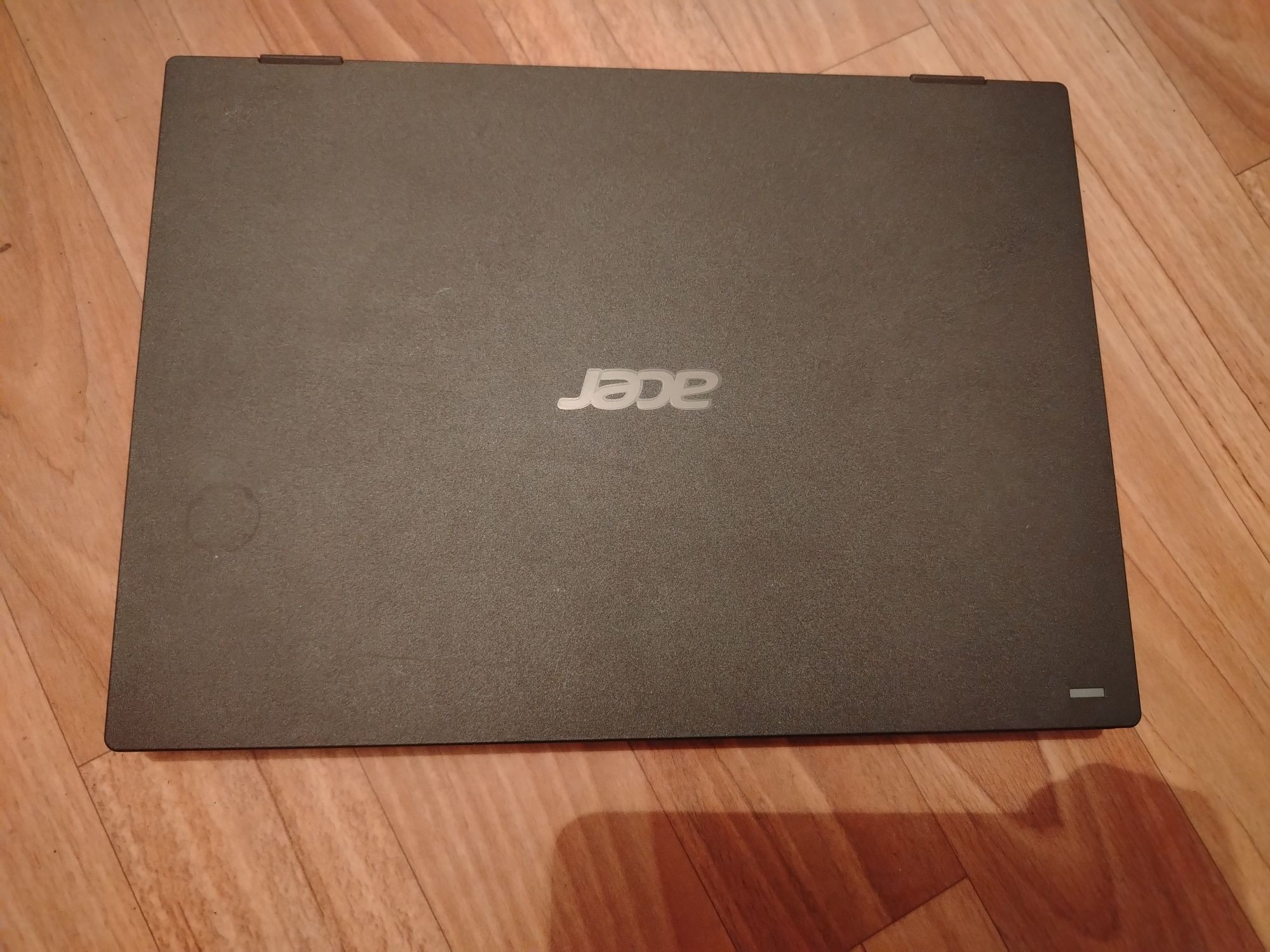 Продаю ноутбук Acer