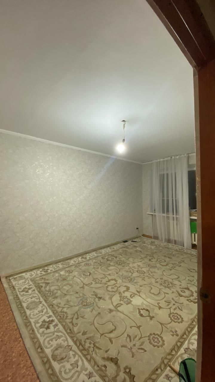СМП 136, 2 дом 4 комн квартира сатылады