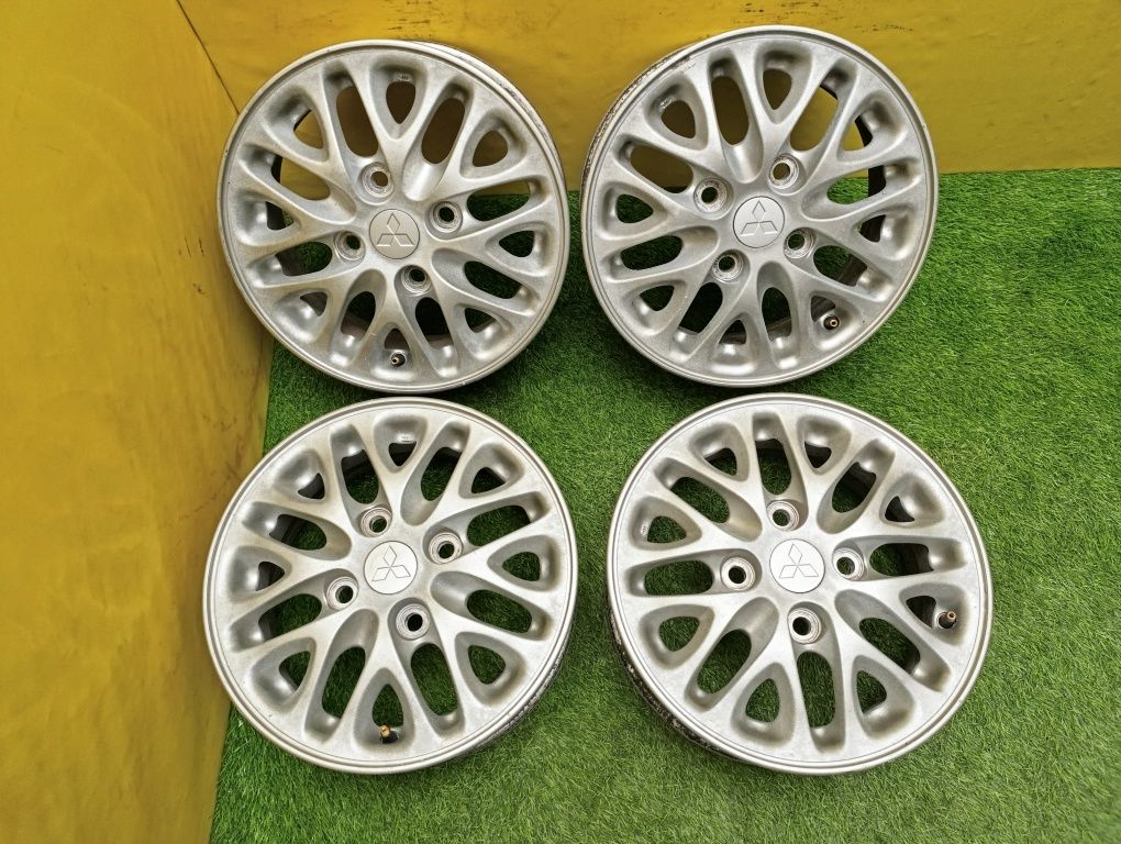 Диски R14 4×114.3 на Mitsubishi и другие.