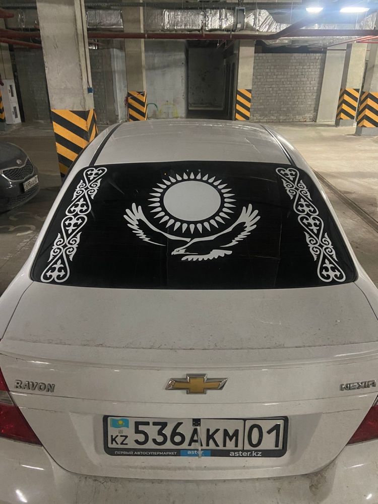 Наклейки на авто