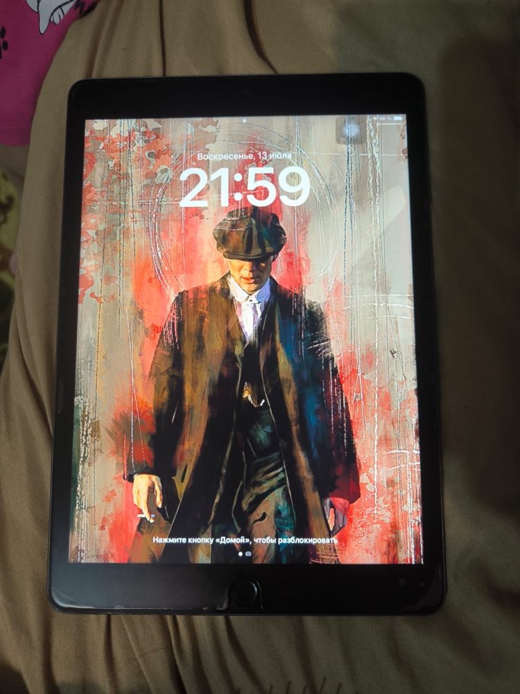 Продается айпад (ipad) 9 поколение