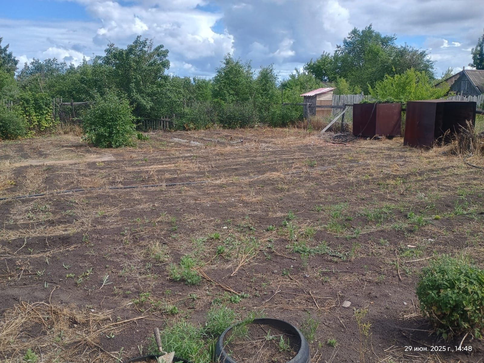 Продам дачу. 10 соток.