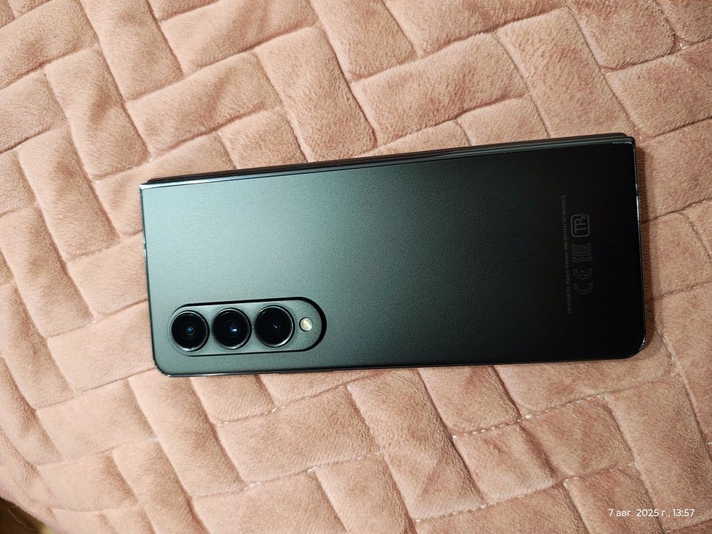 Samsung Z Fold 4 256 gb