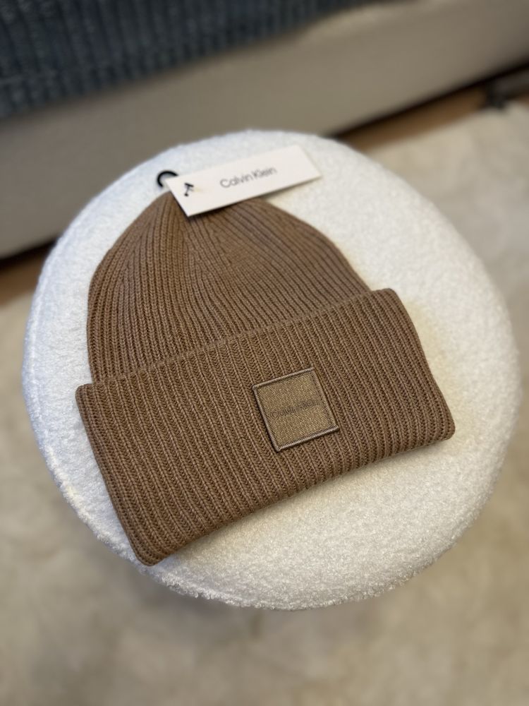 Шапка Calvin Klein