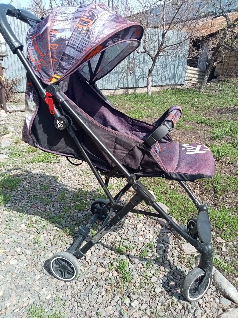 Продам детскую коляску