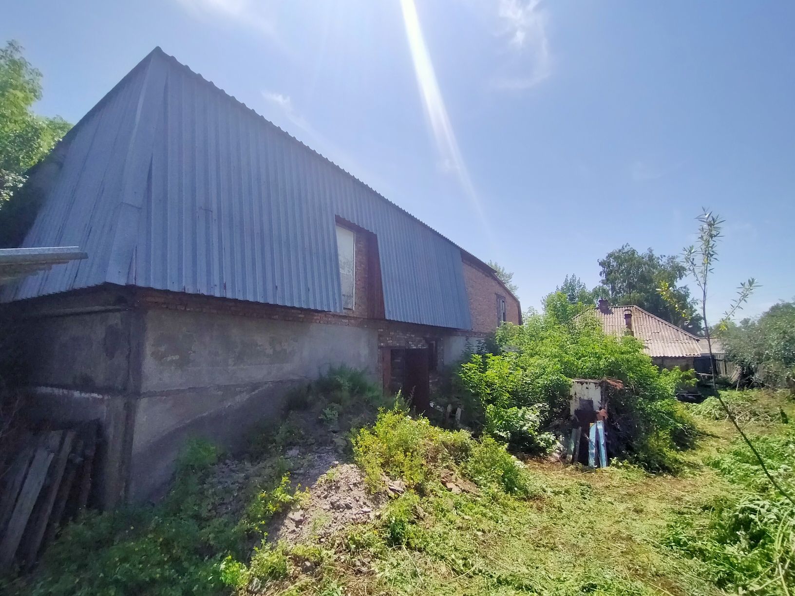 Продам помещение, здание 3 уровня, 450 кв.м. ул. Лермонтова