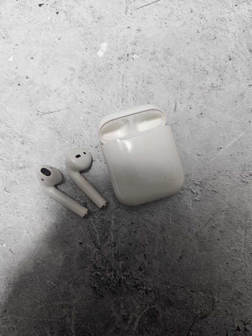 AirPods 2 (отеген батыр) лот: 659070