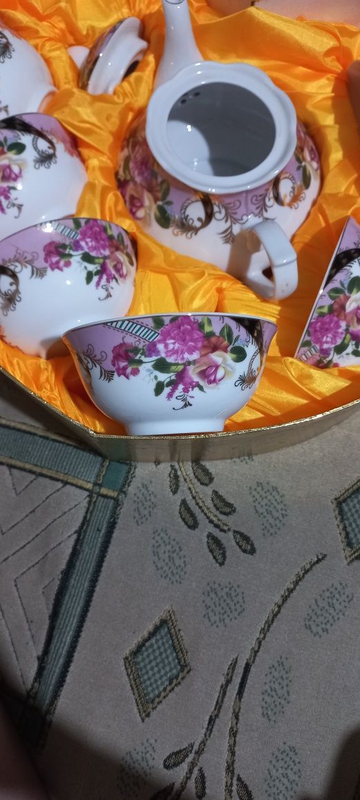 Продам новый сервиз