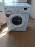 Стиральная машина LG 5.5kg  в идеальном состоянии. Как новая