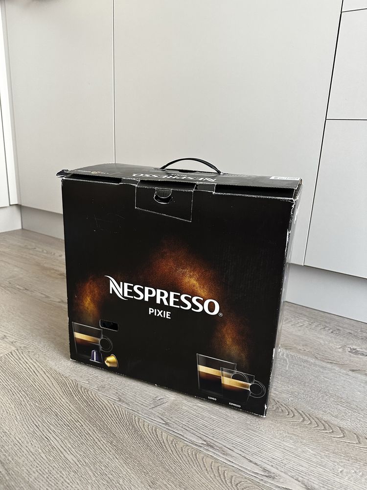 СРОЧНО Nespresso кофе-машинка