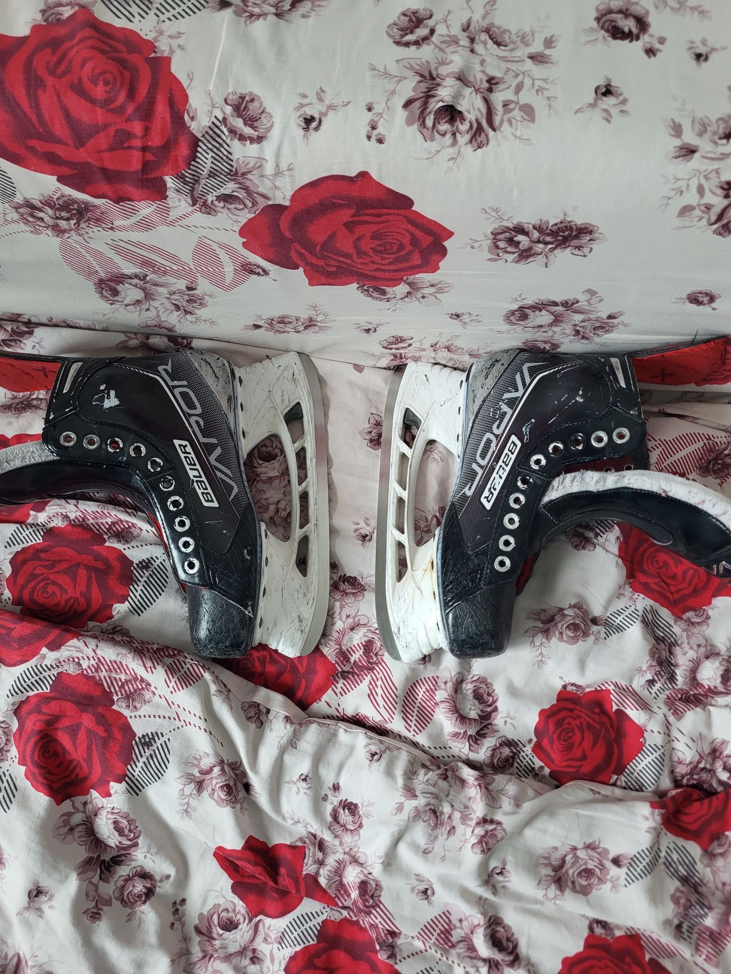 Коньки BAUER VAPOR 3.7