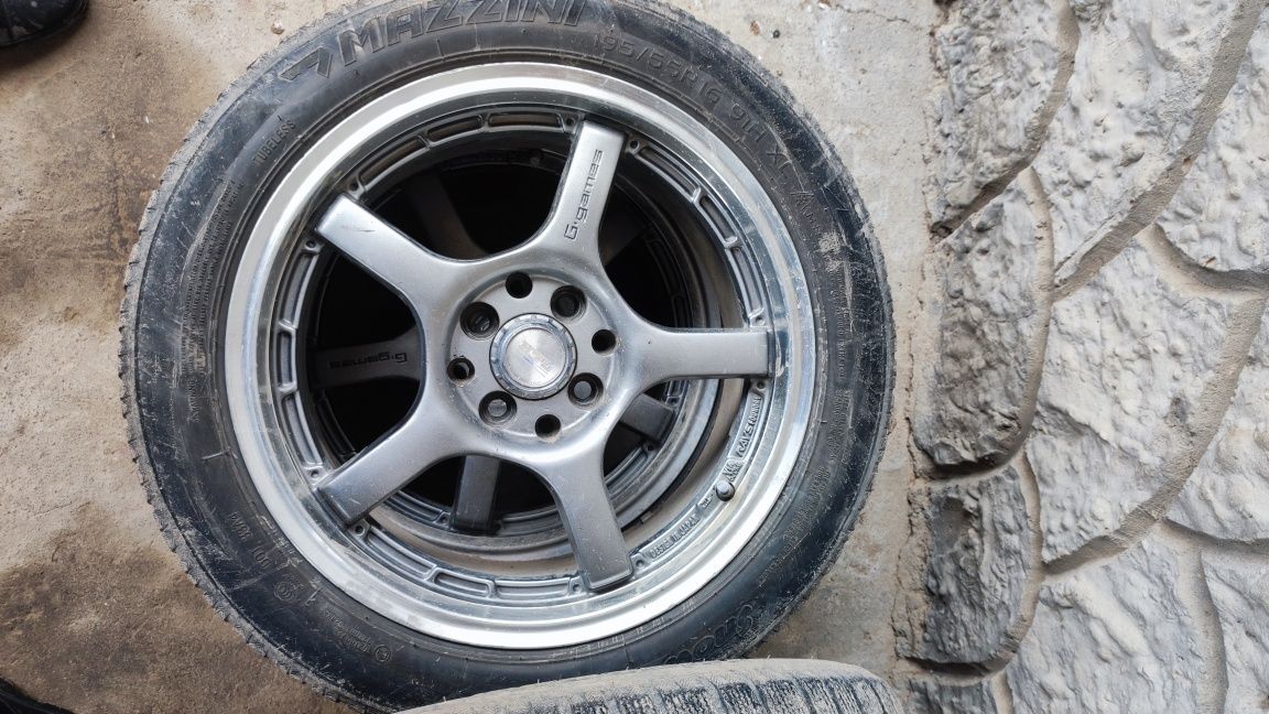 Зимний комплект Slik Диски kia rio Hyundai accent с шинами RAYS r16 Ma