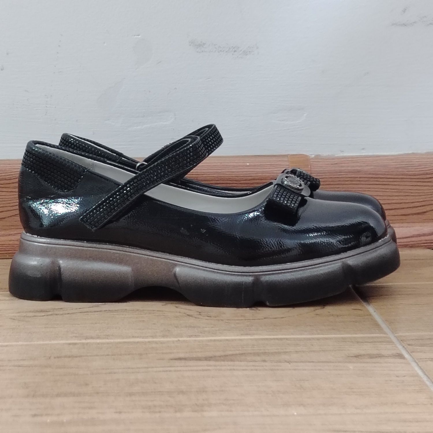 продам туфли женские