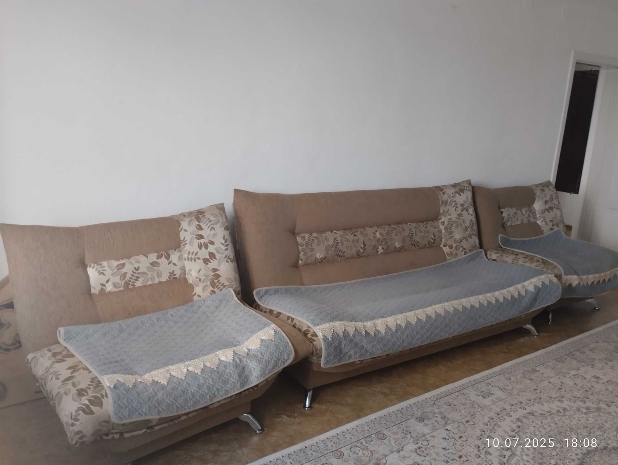 Продам мягкий уголок