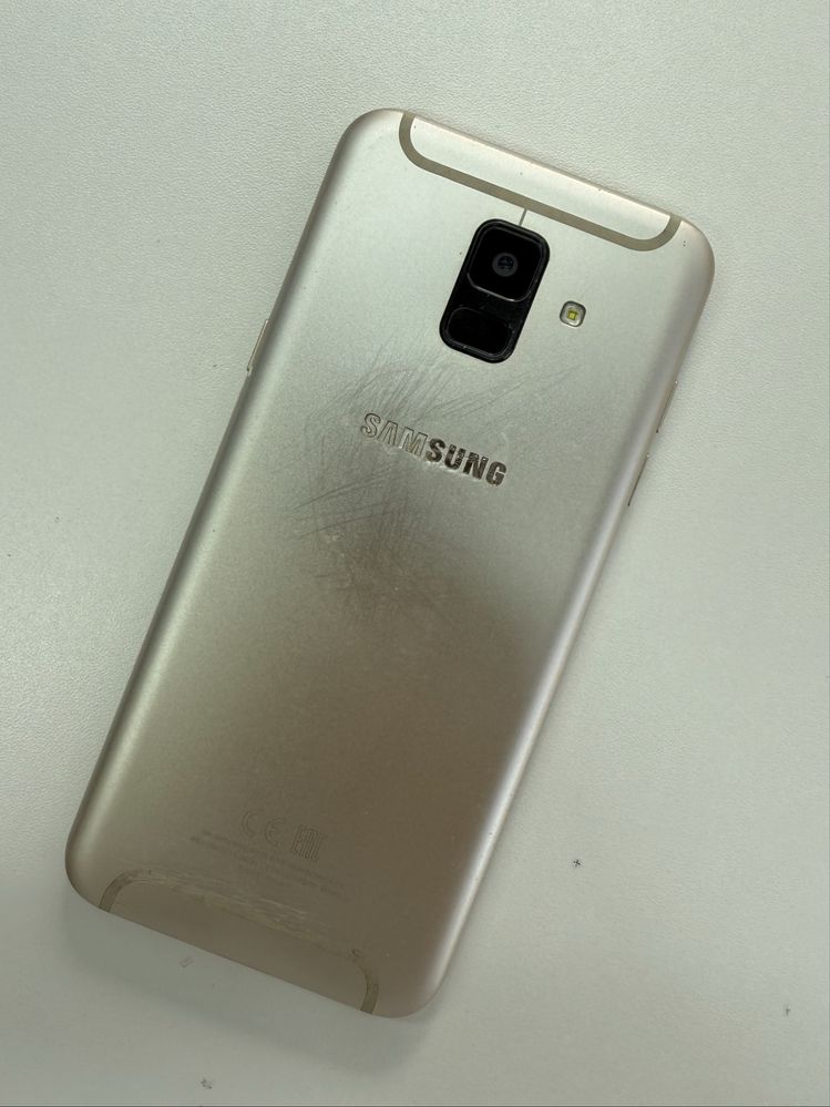 Продам Samsung A6