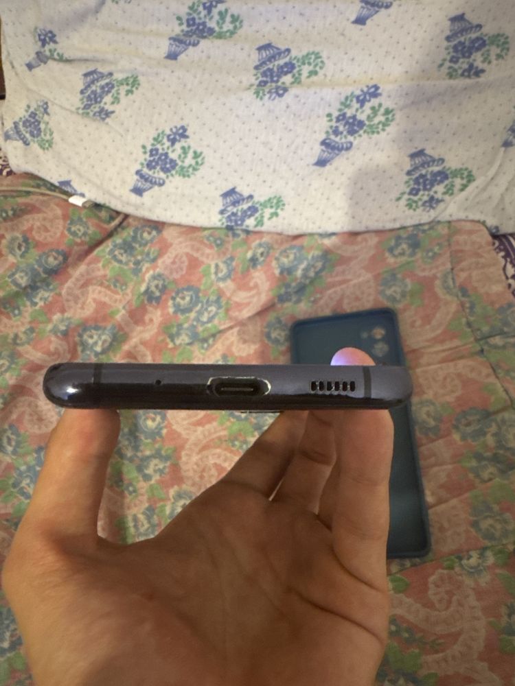 Galaxy s20 FE бууу