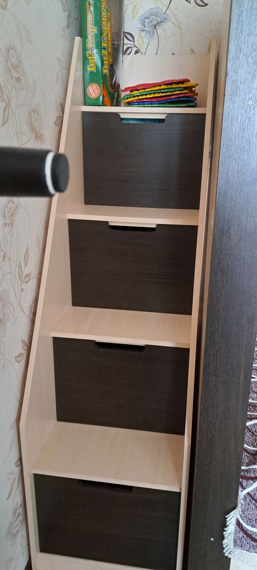 Продам детский спальный гарнитур
