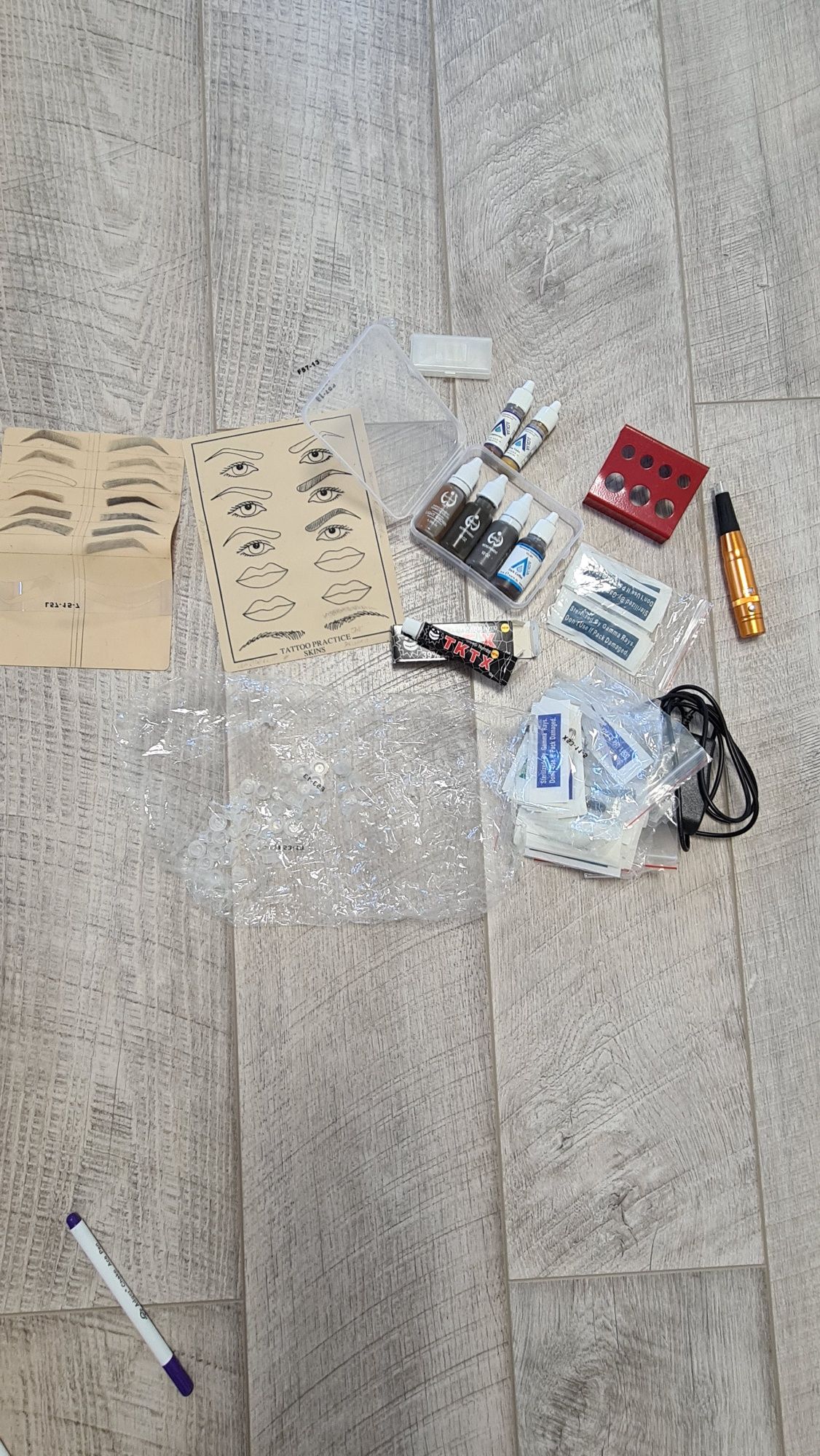 Продам машинку, пигменты, расходники, иглы и  другое для перманентного
