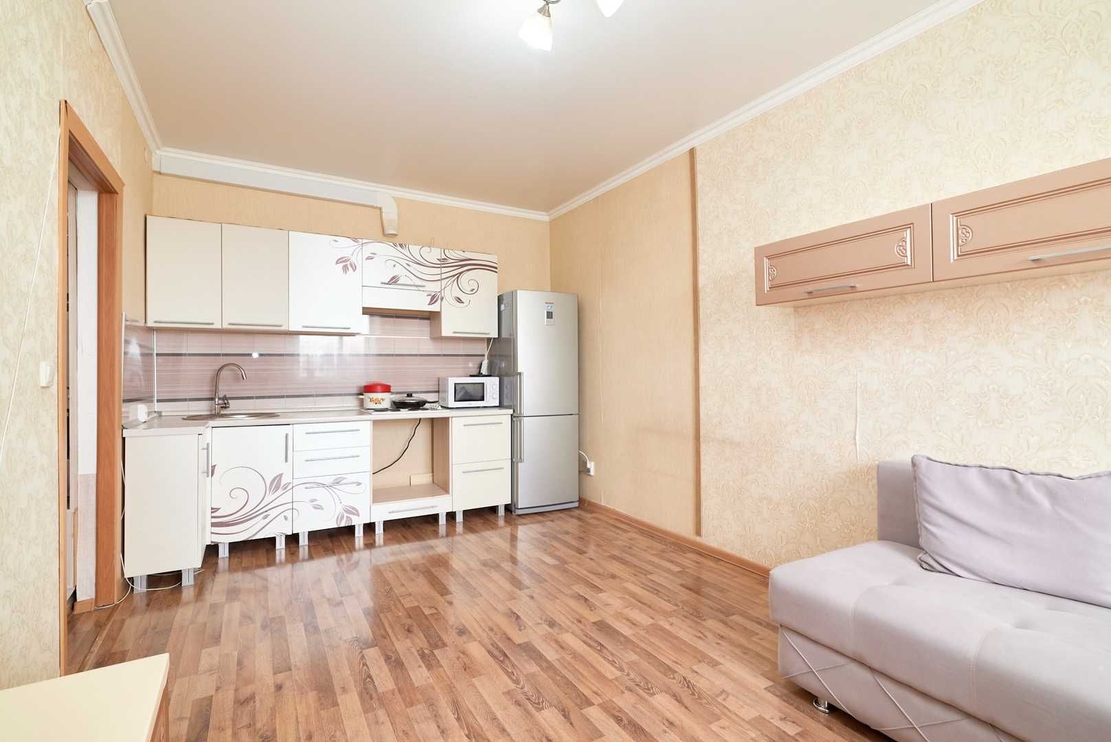 В продаже 2 ком студия в центре левого берега