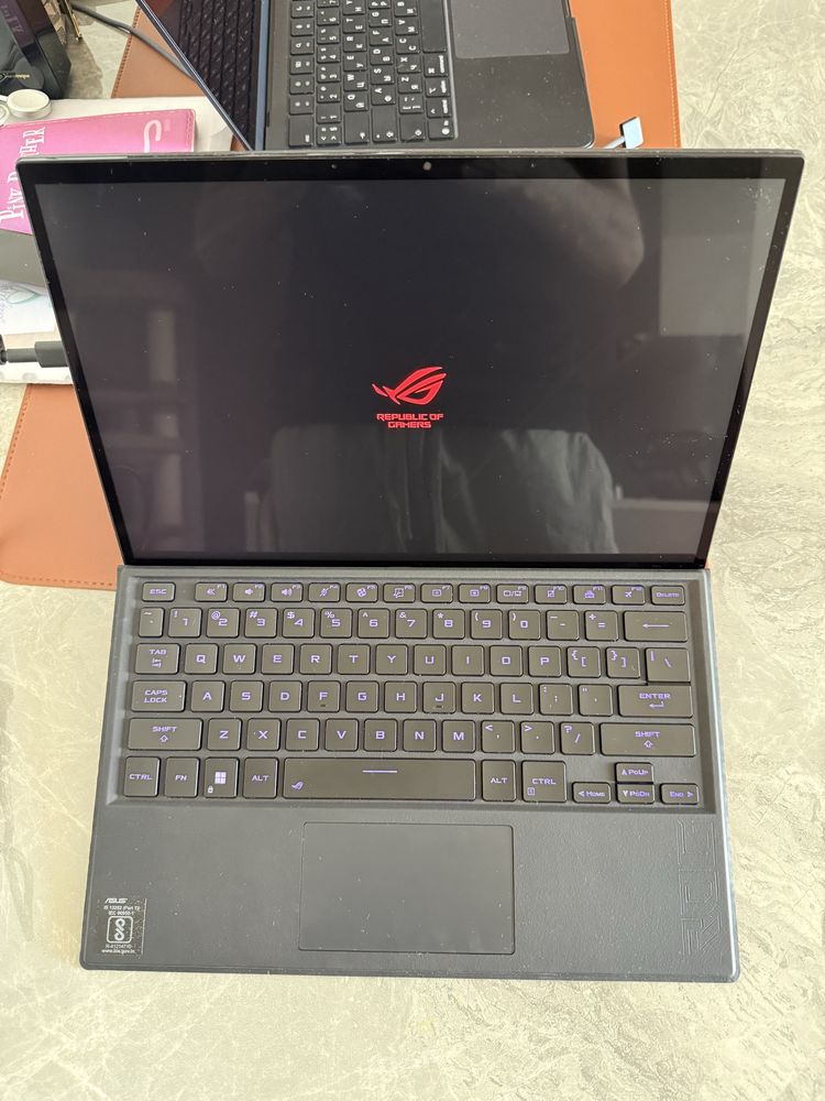 ASUS ROG Flow Z13 б/у ( 2 мес )
