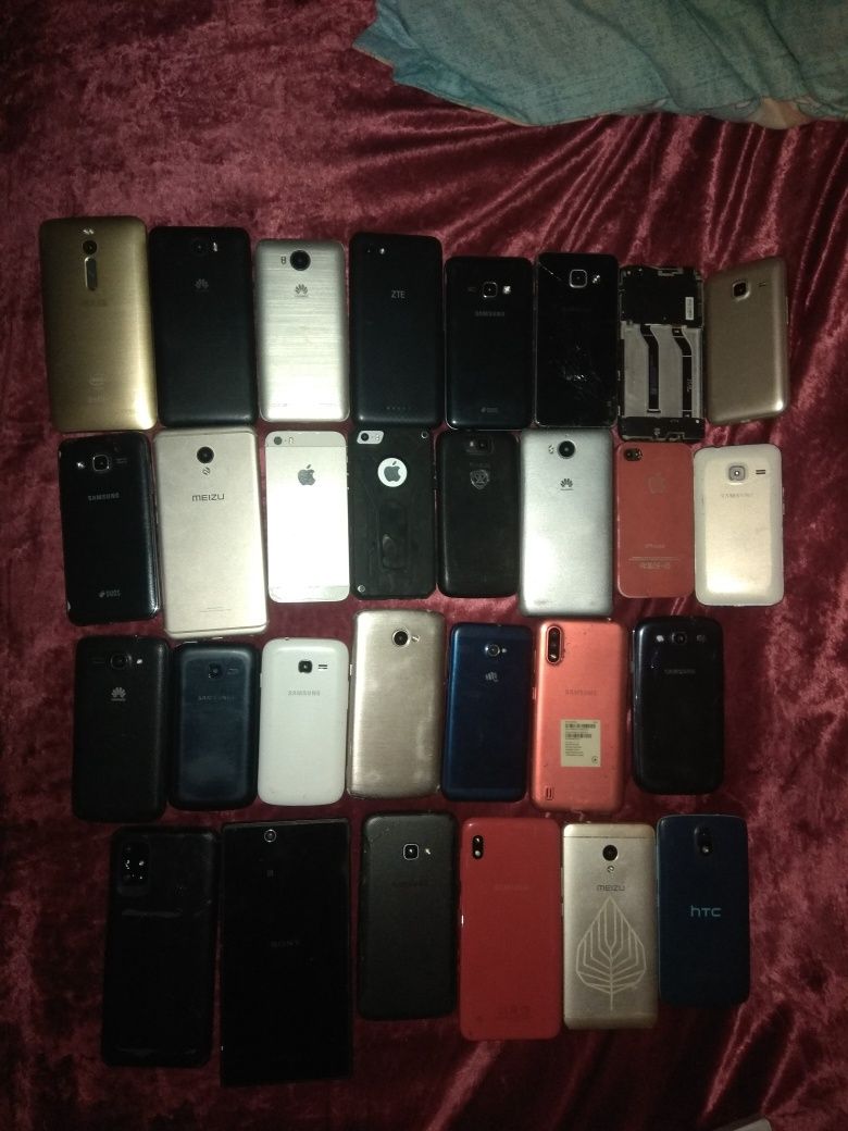 Prodam telefoni .
