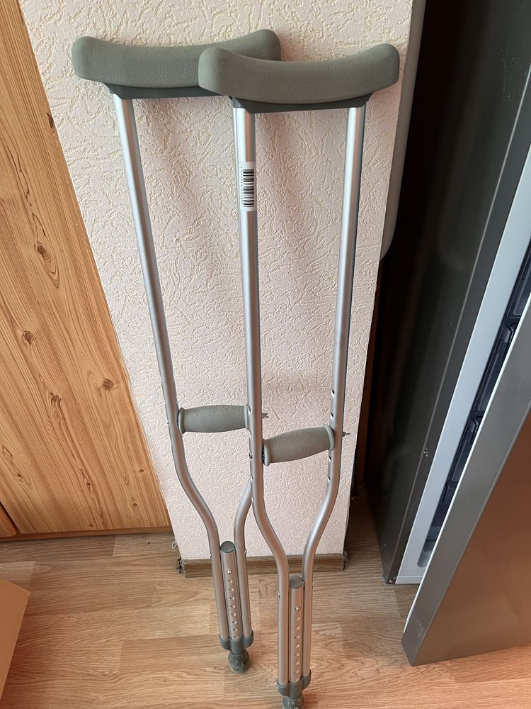 Продам костыли